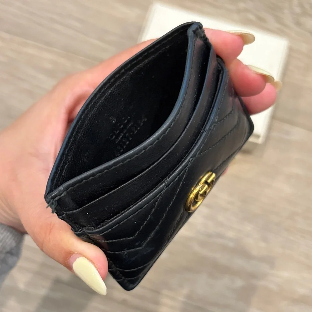 Gucci Black Quilted Leather Card Holder with Gold Logo - Picture 4 of 4